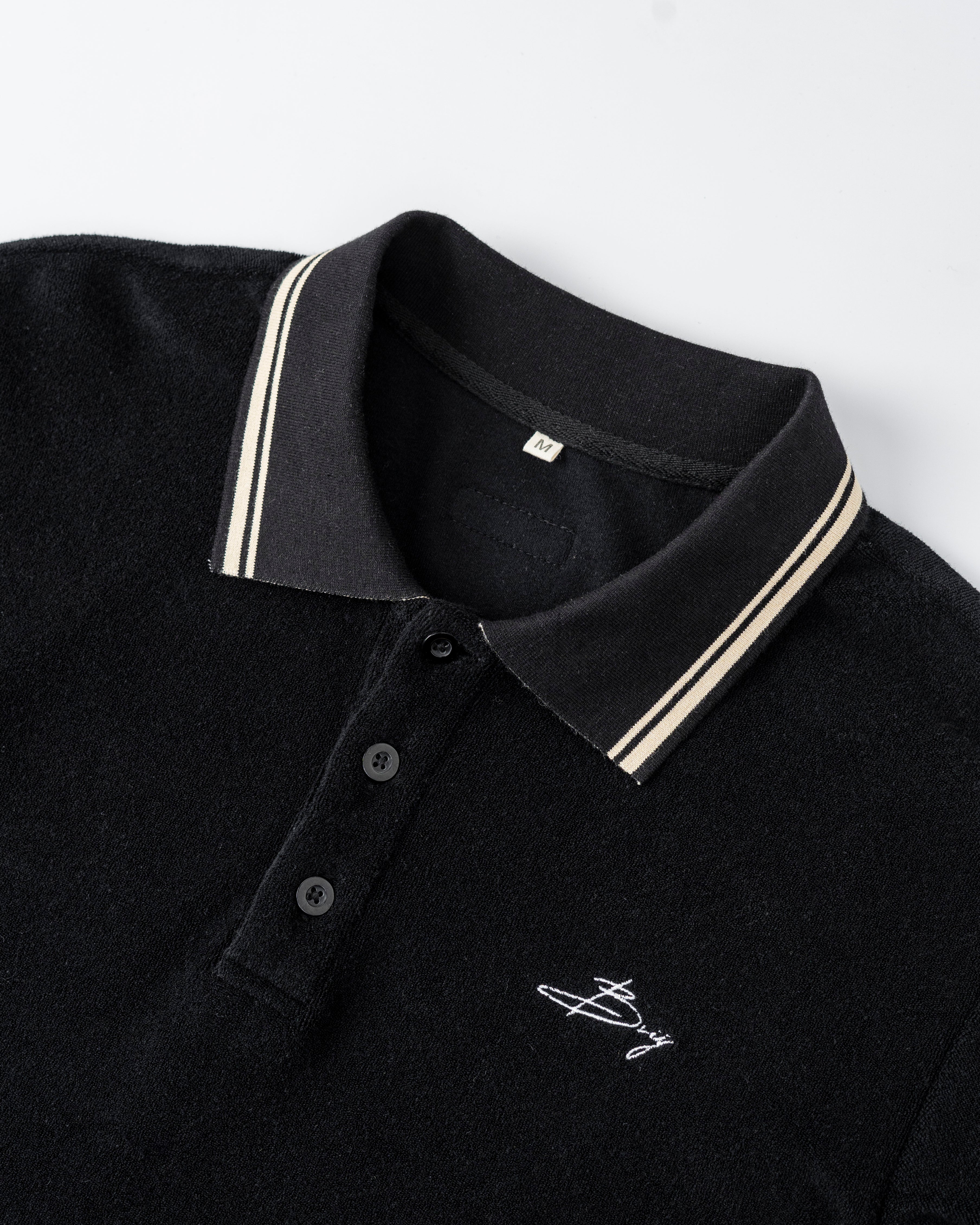 The Noir Eleganté Polo