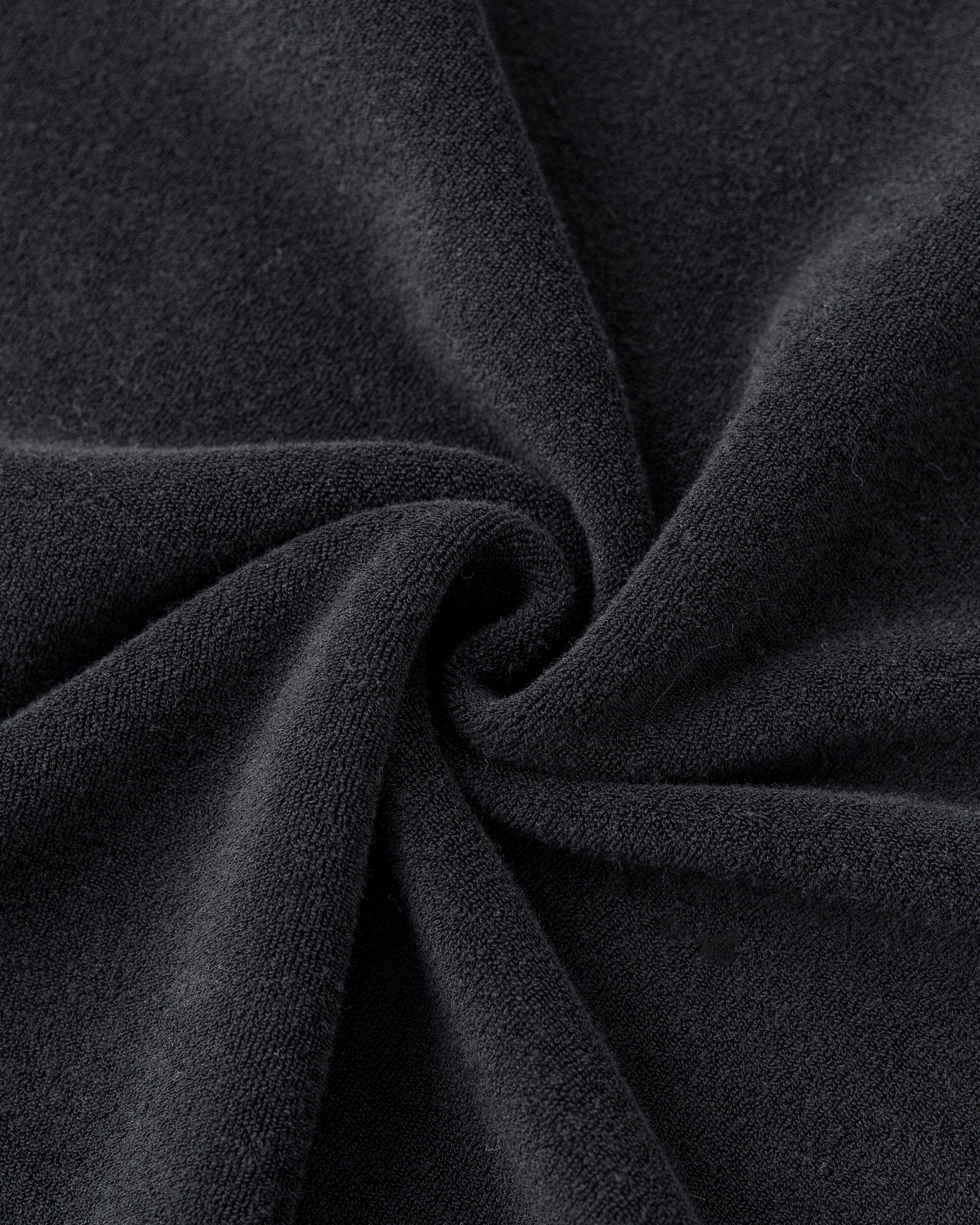 The Noir Eleganté Polo