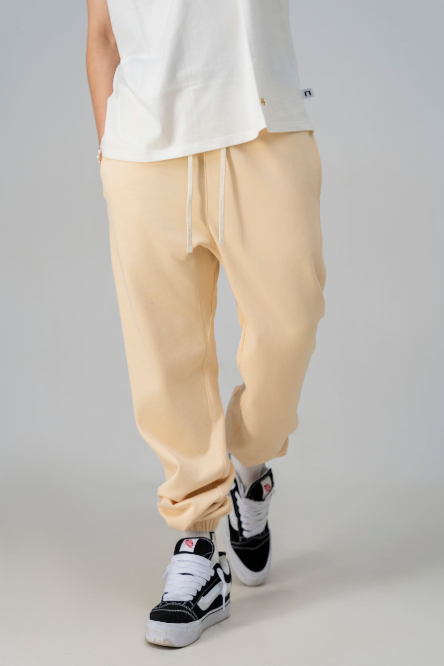 The Universal Sweatpants (Cream)